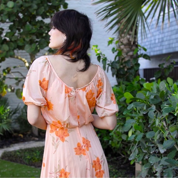 VTG 70s Peach Floral Maxi Dress Boho Prairie Peasant Pleated Skirt Festival. SM - Picture 5 of 14